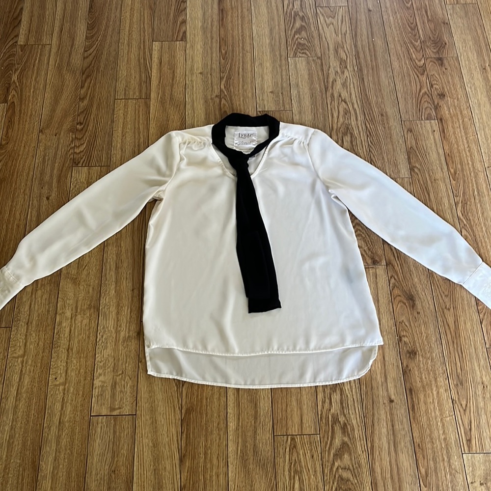 G by Giuliana -🎵BLONDIE LYRIC 🎼White Sheer Blouse w/Bow/Scarf/Tie - Picture 3 of 13